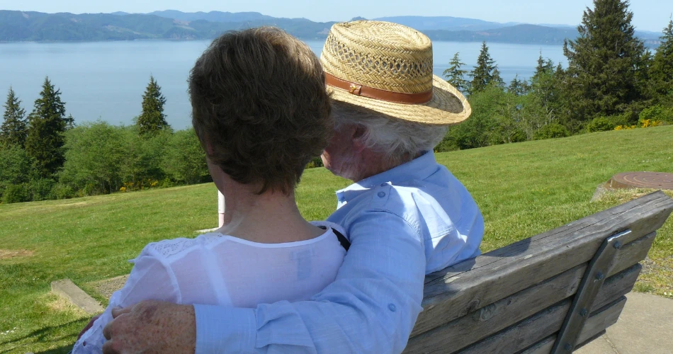 El Portal for Couples: Romantic Escapes & Scenic Adventures